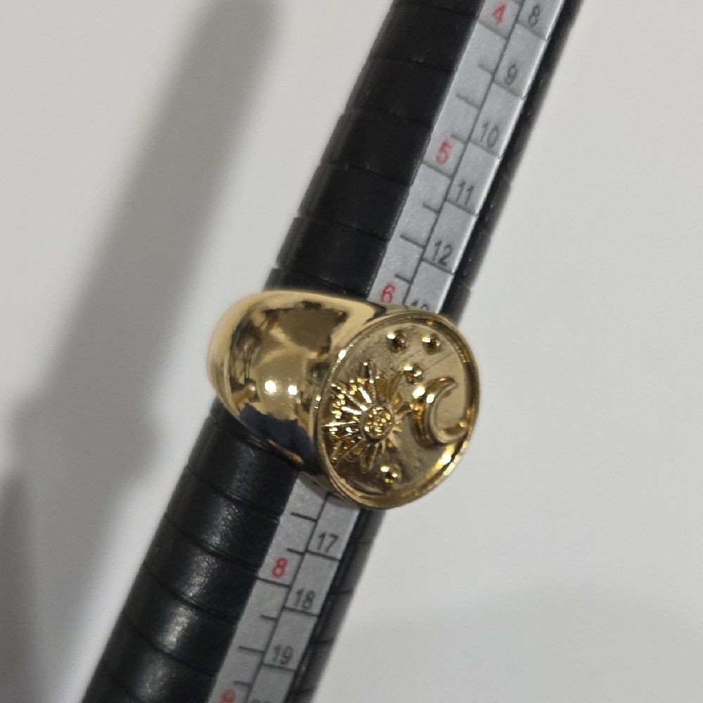 Celestial Sun & Moon Gold Signet Ring – Mystic Astrology Statement Jewelry - 6.5 - Picture 8 of 11